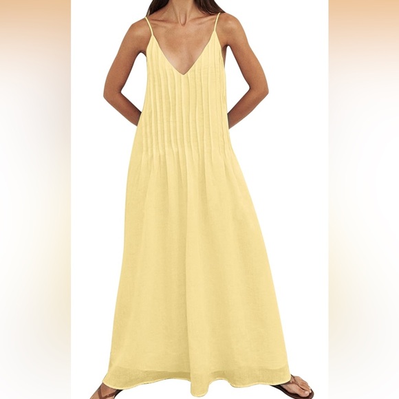 Dresses & Skirts - EUC cotton spring and summer dress with bodice pleating, v neck- butter yellow